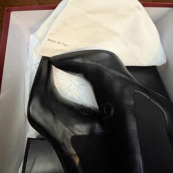 Authentic - Picture 2 of 12